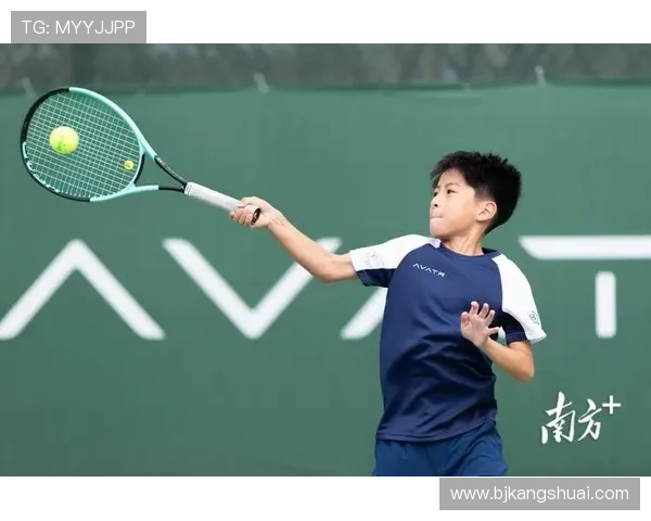 广州网球队团队协作引发热议球员间默契与竞争的微妙平衡