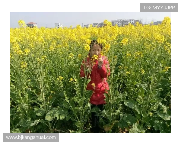 足球明星放羊高清图片展现运动员别样生活风貌与自然之美 足球明星放羊高清图片展现运动员别样生活风貌与自然之美