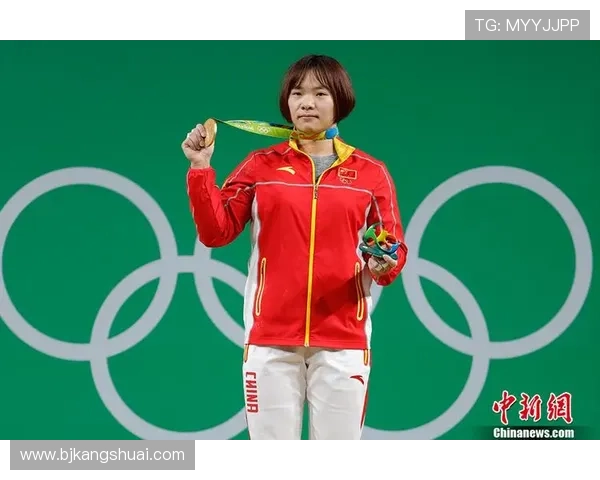 南京羽毛球队在钻石联赛中的拼搏历程与荣耀时刻回顾 南京羽毛球队在钻石联赛中的拼搏历程与荣耀时刻回顾